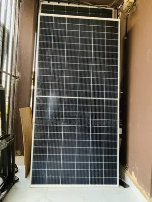 500watts Trina Solar Panel Halfcut 144cells