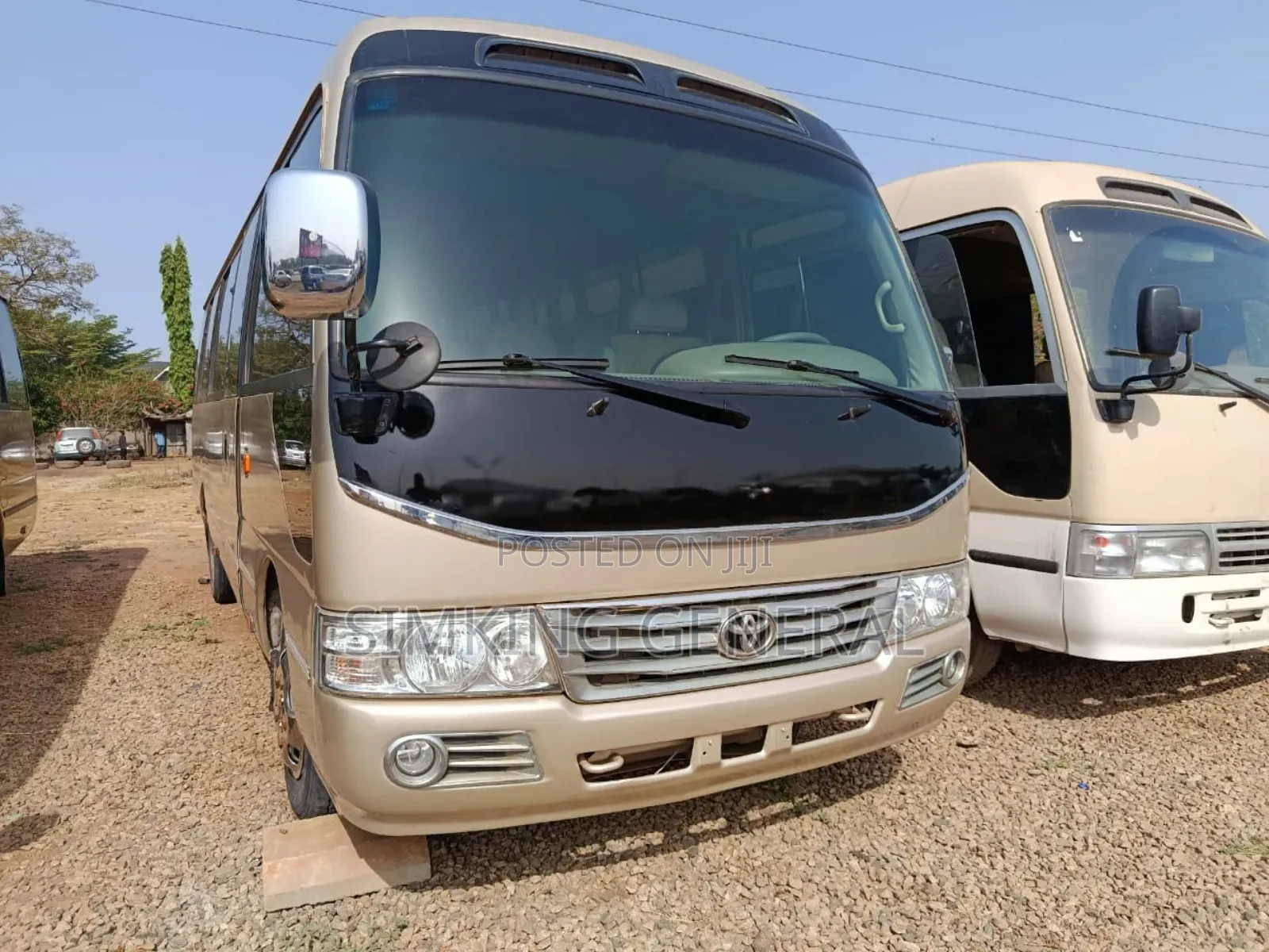Toyota Coaster 2012 Gold