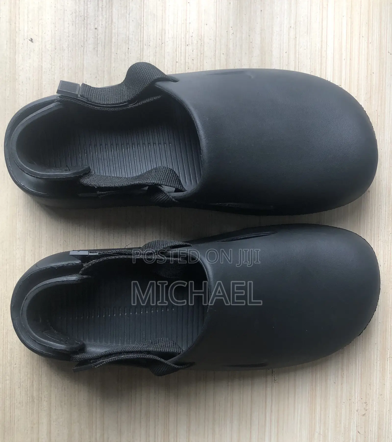 Nike Quality Crocs