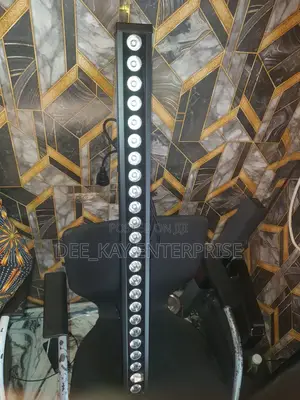 Led Wall Wash 4 in 1 ( 10 Watts by 24 Bulbs )