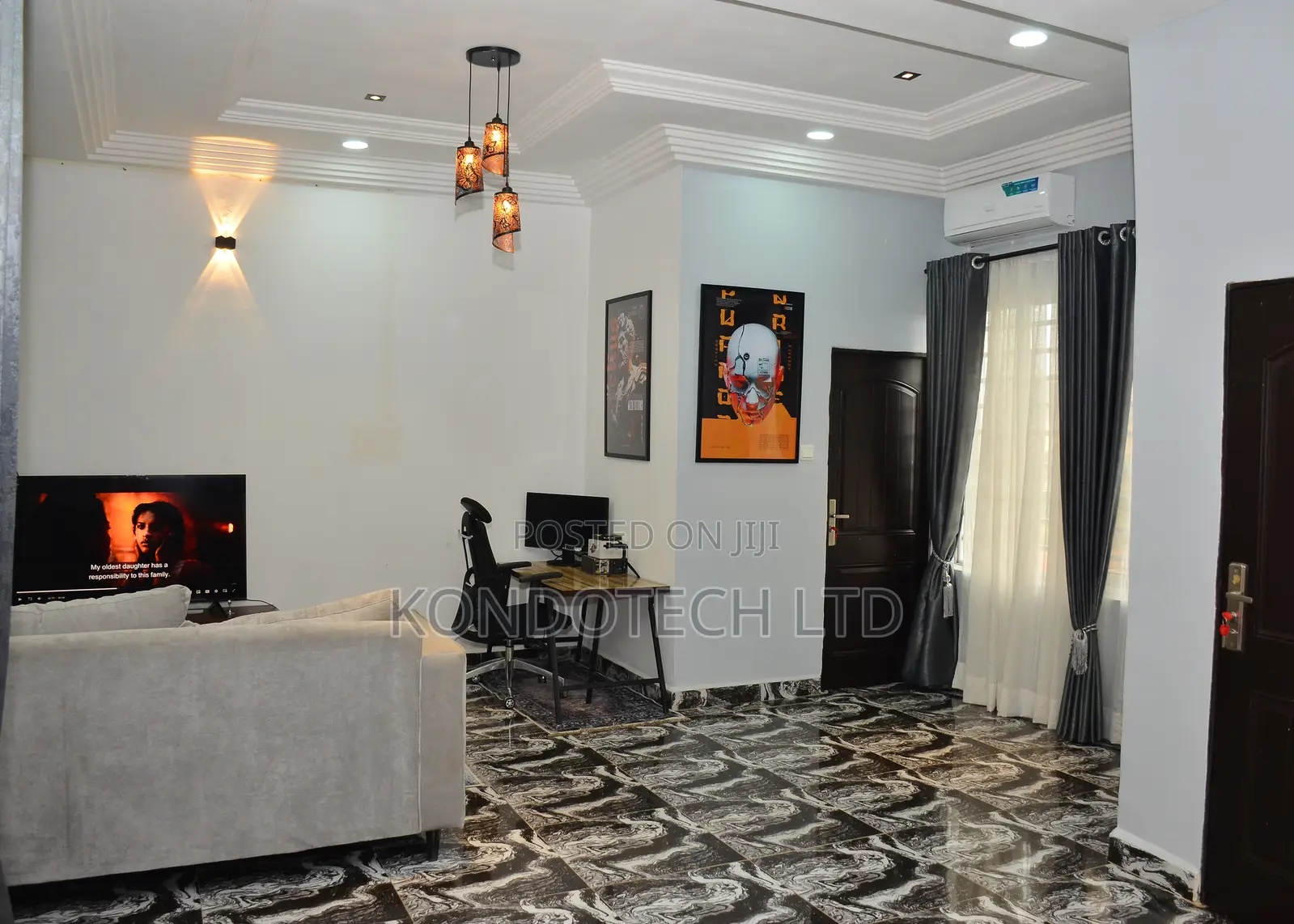 Single Room, Shared Apartment