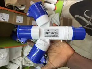 16a 3pins 3 Ways Industrial Socket