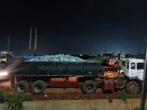 30 Tons of Hardcone and Graniet