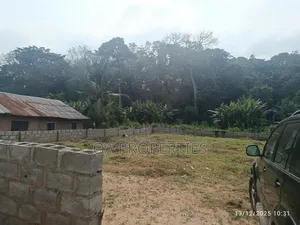 For Sale 11⁄2 Plot of Land at Ajibode Very Close to Ui. 18m