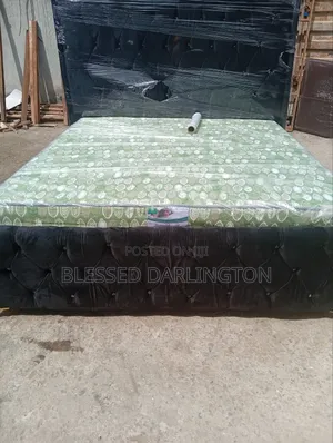 High Quality 6/6 Upholstery Bed