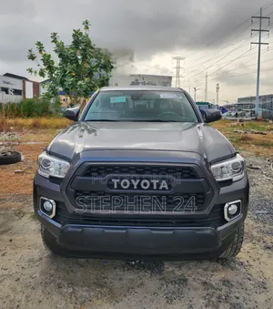 Toyota Tacoma 2022 Gray
