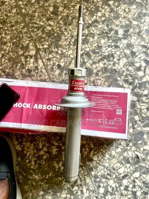 Lexus Is250 Original Kyb 4wd Front Shock