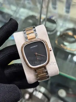 Lavonorosy Quality Ladies Chain Strap Wristwatch