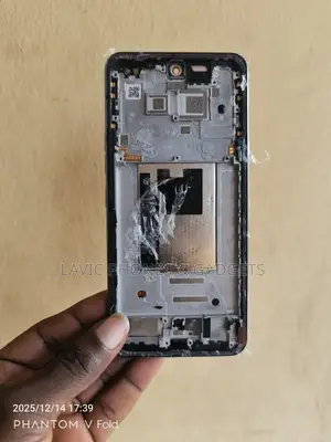 Tecno Camon 40 Premier (Cm8) Screen