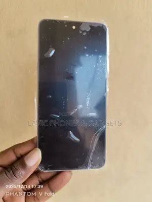 Tecno Camon 40 Premier (Cm8) Screen