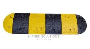 Non-slip Surface Jackets Speed Hump.