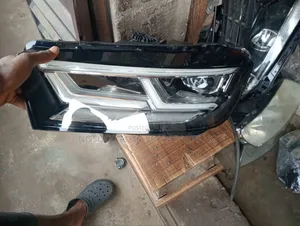 Head Light Audi Q5 2018 2020