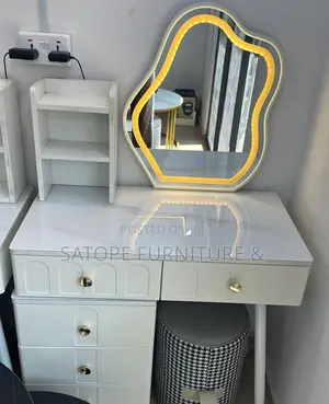 Luxury Coffee Dressing Mirror