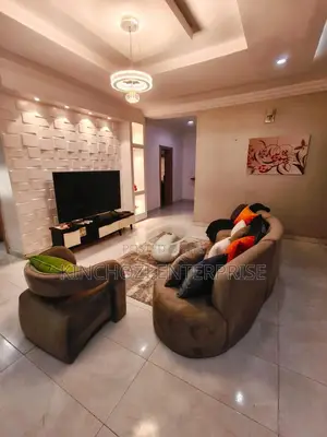 Exquisite 2 Bedroom Apartment
