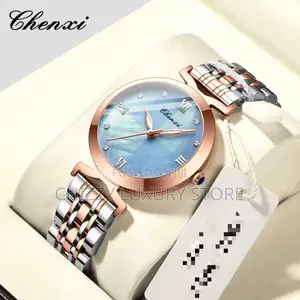Chopard Quality Luxury Men Chain Strap Wristwatch.