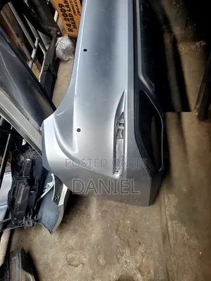 2019-2020 Lexus Es350 Back Bumper