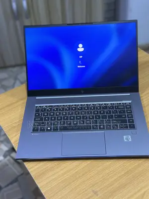 Laptop HP Zbook Studio G7 32GB Intel Core i9 SSD 512GB