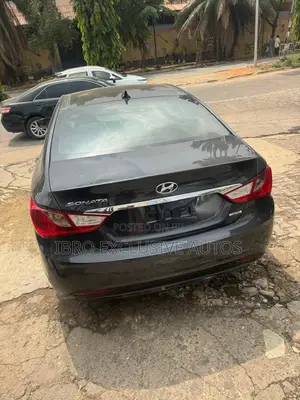 Hyundai Sonata Limited 2.0T Sedan (2.0L 4cyl 6A) 2013 Black