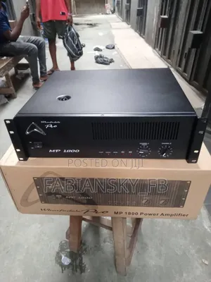 Original Powered Amplifier Wharfedale Pro, 1800watts Produ
