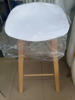 Wooden Plastic Chair for Dinning Room and Living Room Home Decor