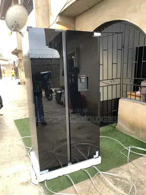 Hisense Double Door Side by Side Refrigerator 529 Liters