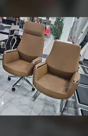Executive Office Swivel Chair and Visitor