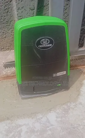 Gate Automation With Solar and Remote