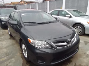 Toyota Corolla 2012 Gray