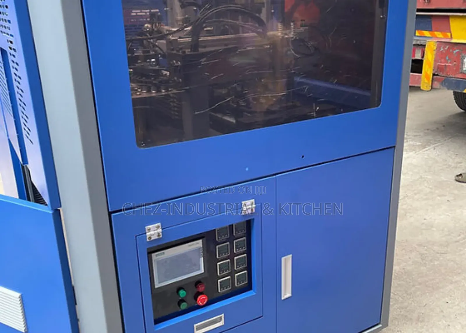 Automatic Plastic Bottle Making Machine