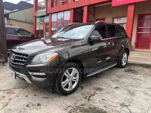 Mercedes-Benz M Class 2014 Brown