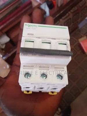 Original Circuit Breaker Schneider 63a 3 Pole