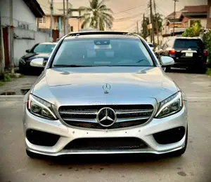 Mercedes-Benz C300 Luxury 4Matic Sedan AWD (2.0L 4cyl 7A) 2016 Silver