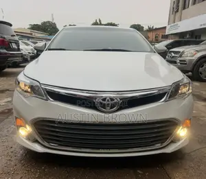 Toyota Avalon XLE Premium 4dr Sedan (3.5L 6cyl 6A) 2014 White