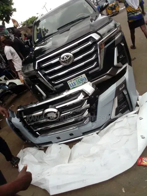 Complete Bumper for Toyota Prado 2025 at 