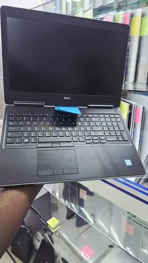 Laptop Dell Precision 7510 8GB Intel Core i5 HDD 500GB