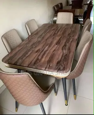Dining Table and 6 Chairs