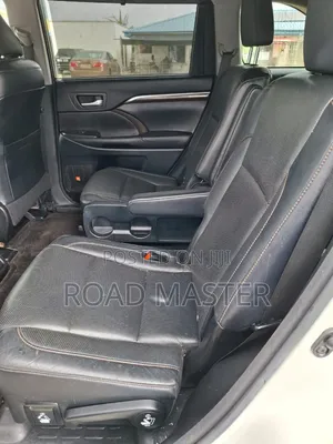 Toyota Highlander Limited 4dr SUV (3.5L 6cyl 6A) 2014 White