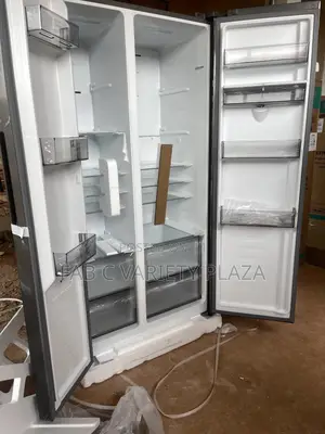 Side by Side Inverter Hisense Refrigerator With a Water Dispenser!!