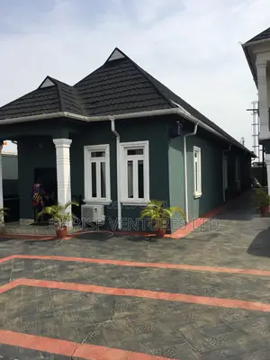 Fully Furnished 3bedrooms Bungalow