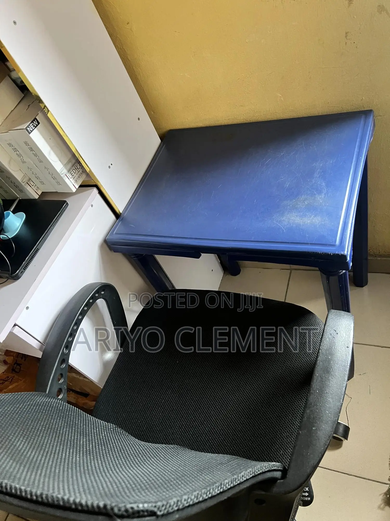 Plastic Reading Table With Storage