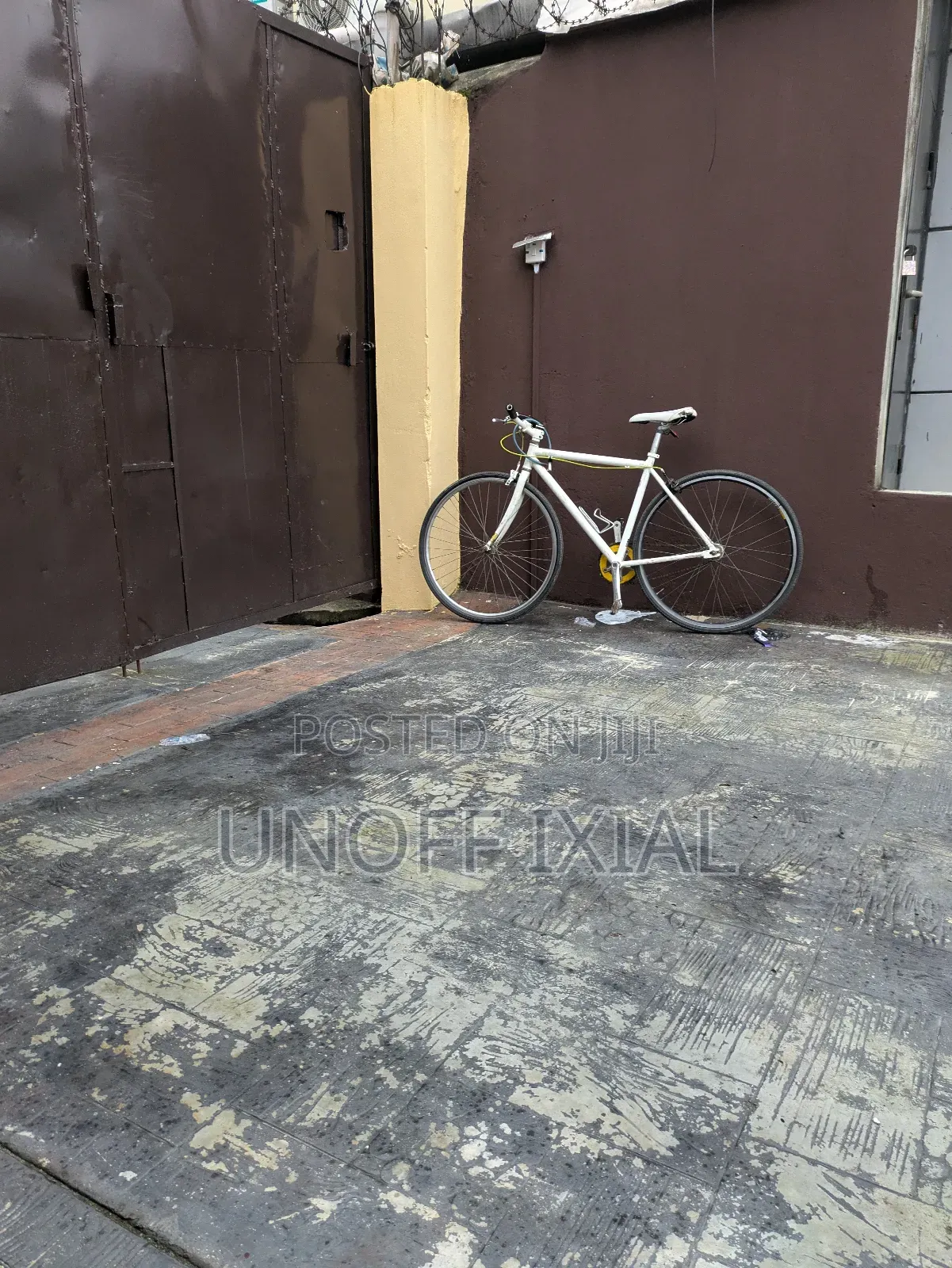 White Bicycle