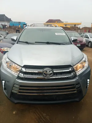 Toyota Highlander Limited Platinum V6 4x4 (3.5L 6cyl 6A) 2016 Gray