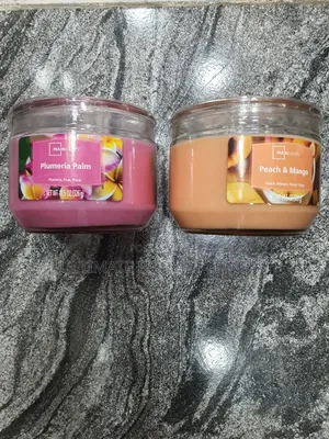 Brand New Scented 3-Wick Glass Jar Candle,