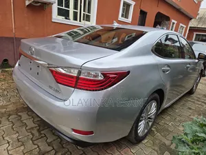 Lexus ES 350 FWD 2013 Silver