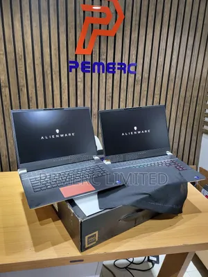 Laptop Dell Alienware X16 R2 32GB Intel Core Ultra 9 SSD 1T