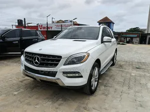 Mercedes-Benz M Class ML350 4dr SUV (3.5L 6cyl 7A) 2015 White