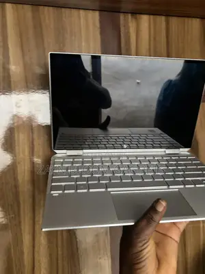 Laptop HP Spectra 13 16GB Intel Core I7 SSD 1T