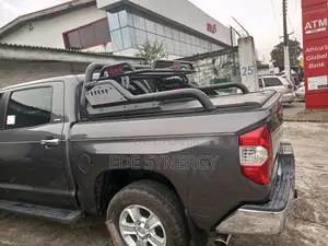 Roller Booth Cover (Retractable Boot Cover) for Tundra, With Rollover