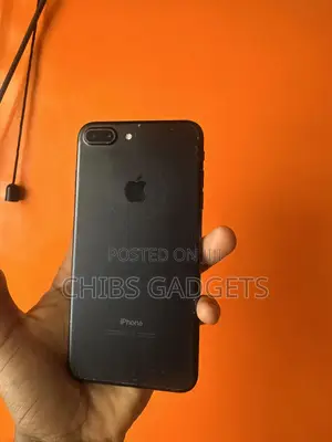 Apple iPhone 7 Plus 32 GB Black
