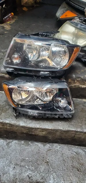 Headlight Jeep Grand Cherokee 2015 Model Set